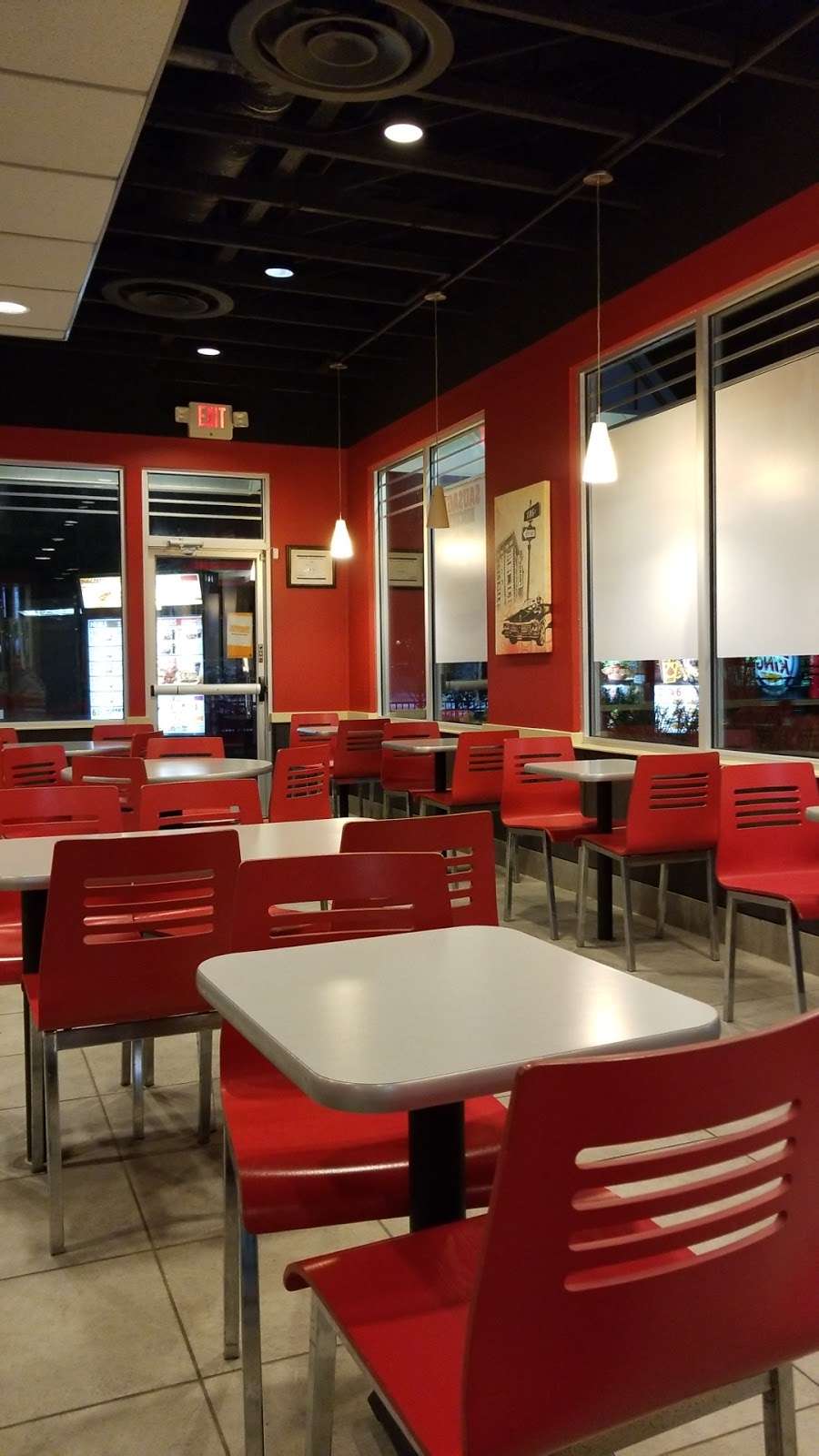 Burger King | 302 Hedge Ln, Paola, KS 66071, USA | Phone: (913) 294-8469