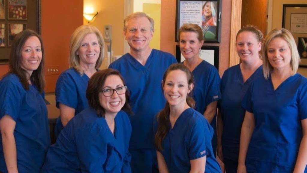 Tobias Family Dentistry | 402 Fox Glen Ct, Barrington, IL 60010 | Phone: (847) 371-3356