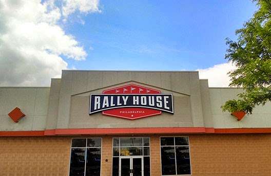 Rally House Oxford Valley | 124 Commerce Blvd, Fairless Hills, PA 19030, USA | Phone: (215) 478-6477