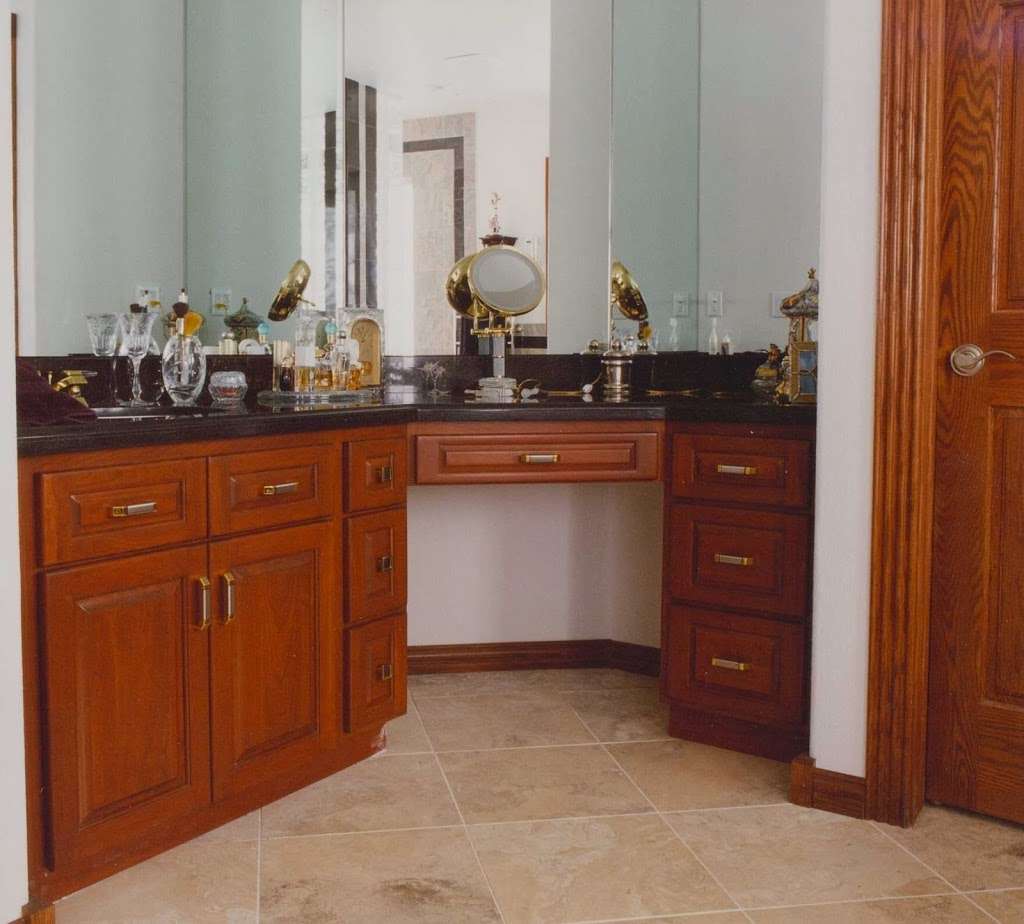 J&M Showcase Cabinets & Trim | 14516 N 107th St, Longmont, CO 80504, USA | Phone: (303) 746-1249