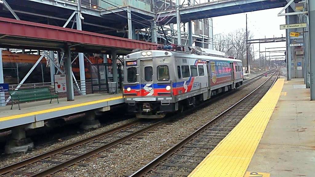 Fern Rock Transportation Center Station | Philadelphia, PA 19141, USA