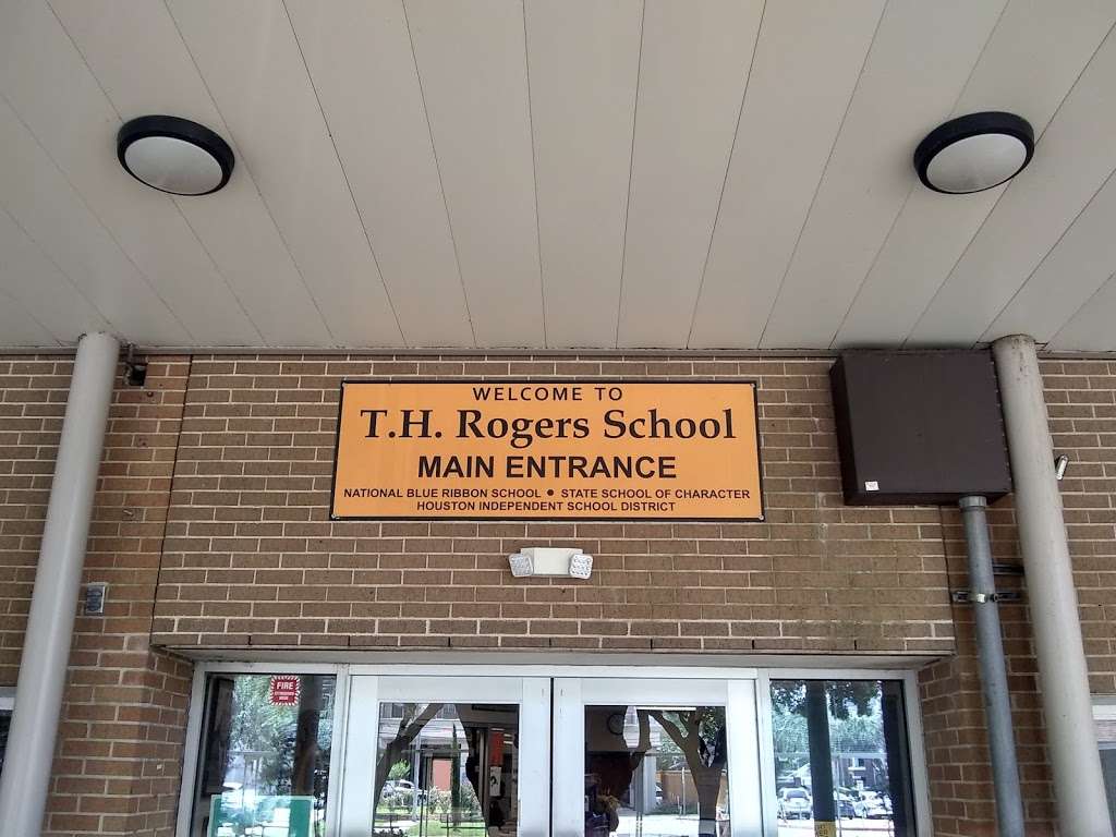 T. H. Rogers School | 5840 San Felipe St, Houston, TX 77057, USA | Phone: (713) 917-3565