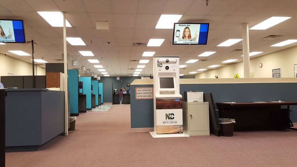 DMV Driver License Office | 3231 Avent Ferry Rd, Raleigh, NC 27606, USA | Phone: (919) 816-9128