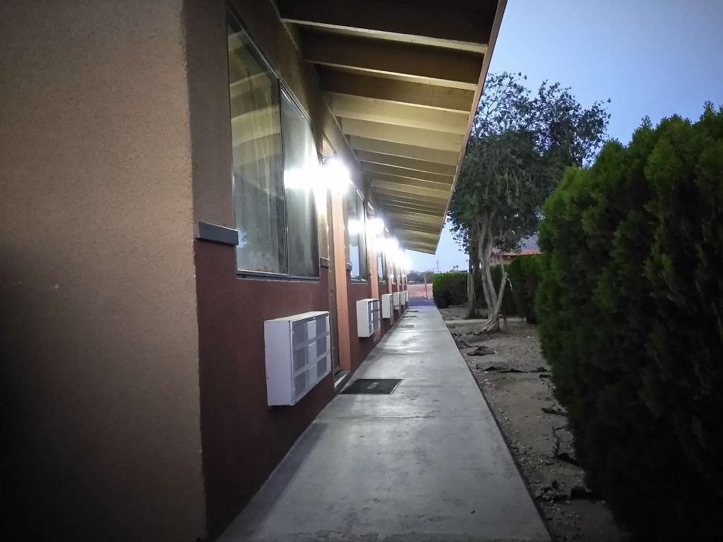 Sun Leisure Motel | 27350 CA-74, Sun City, CA 92585, USA | Phone: (951) 928-3717