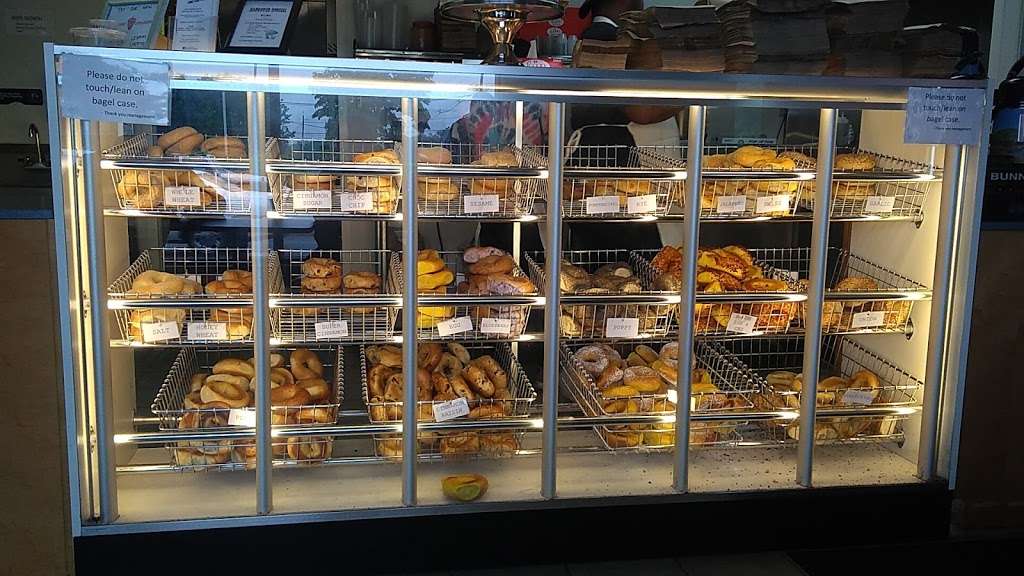 Sharkys Bagels | 4 Somerdale Rd, Blackwood, NJ 08012, USA | Phone: (856) 302-6745