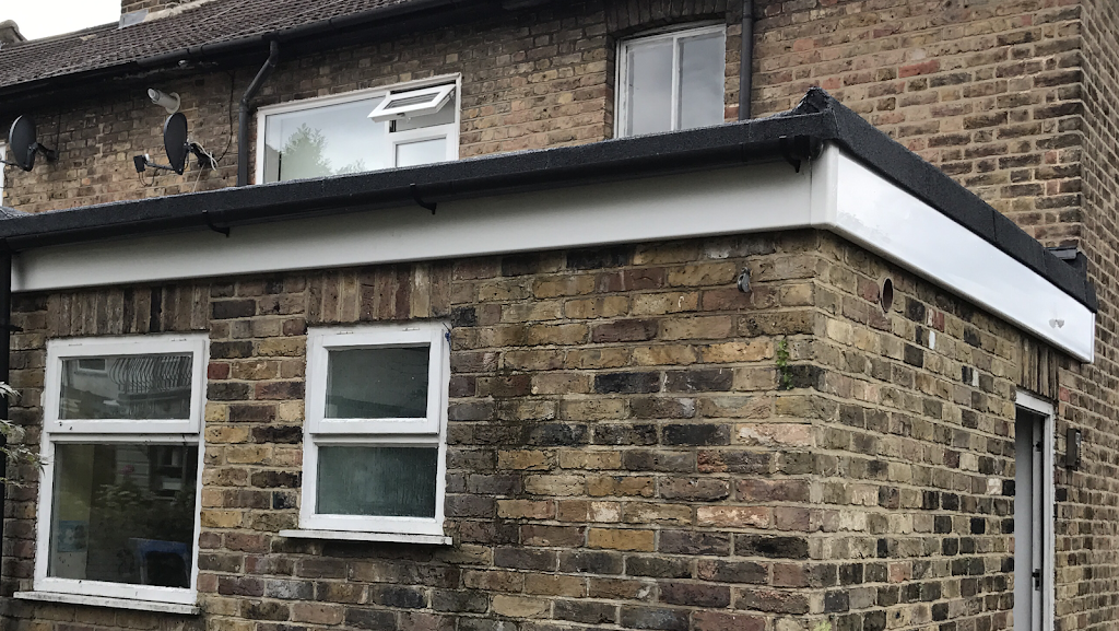 Water-tight solutions roofing contractors | 51 High St, Stock, Ingatestone CM4 9BN, UK | Phone: 07720 319588