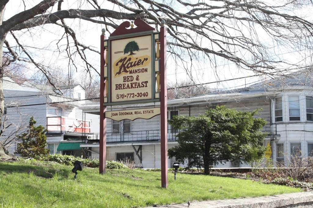 Kaier Mansion Bed & Breakfast | 729 E Centre St, Mahanoy City, PA 17948 | Phone: (570) 773-3040