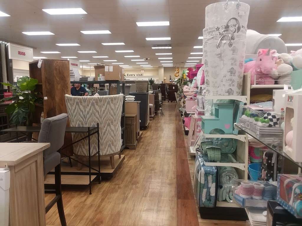 HomeGoods | 7742 Edinger Ave, Huntington Beach, CA 92647, USA | Phone: (714) 842-9126