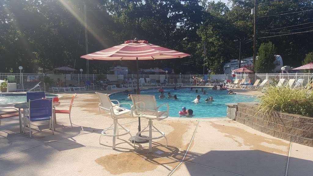 Holly Shores Camping Resort | 491 U.S. 9, Cape May, NJ 08204, USA | Phone: (609) 886-1234