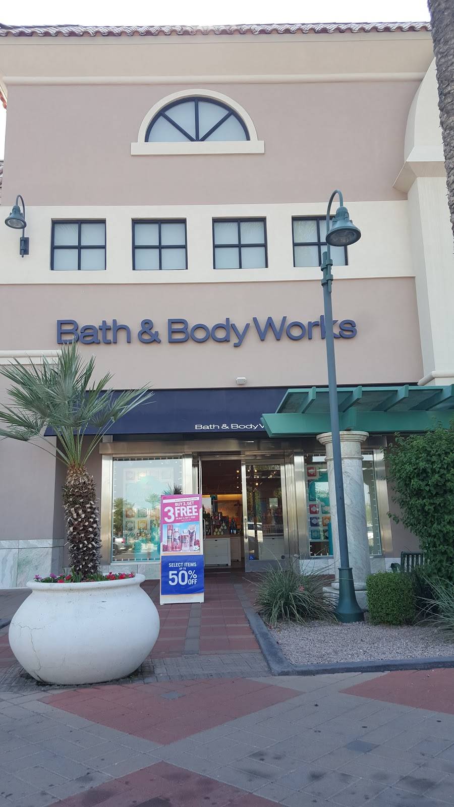 Bath & Body Works | 1660 S Val Vista Dr, Mesa, AZ 85204 | Phone: (480) 926-2636