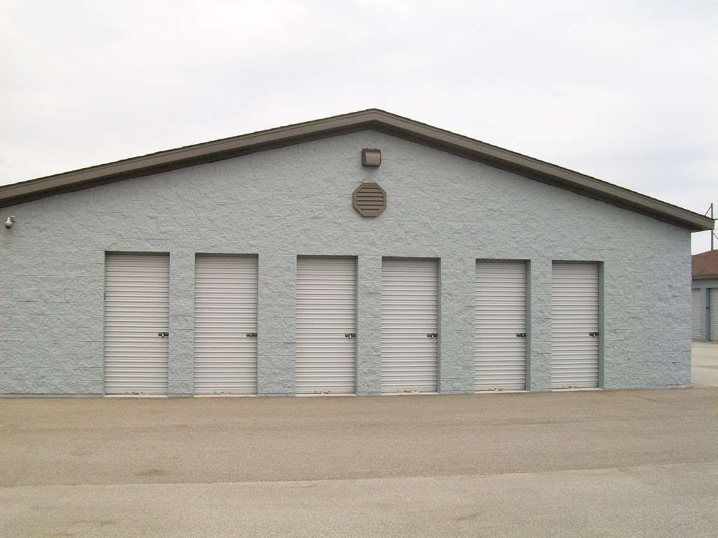 Delafield Storage, LLC | 134 Enterprise Rd, Delafield, WI 53018, USA | Phone: (262) 646-5353