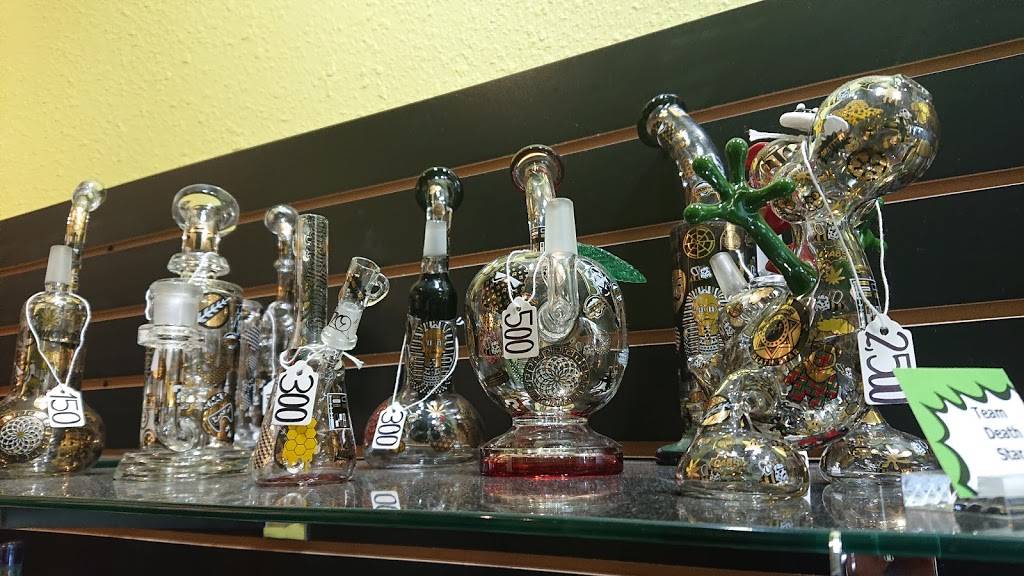 Glass Geeks | 4695 N Oracle Rd #110, Tucson, AZ 85705, USA | Phone: (520) 499-2665