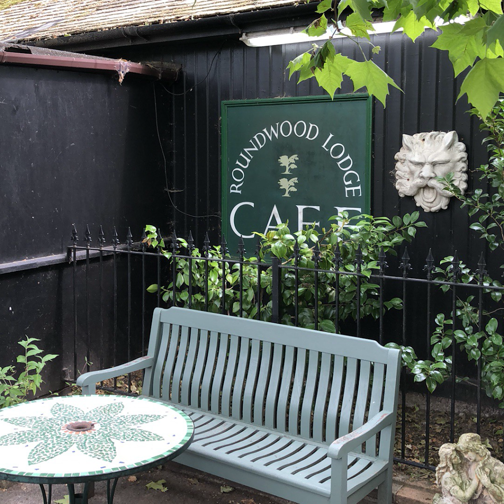 Roundwood Lodge Cafe | Roundwood Park, London NW10 3SH, UK | Phone: 07833 127124