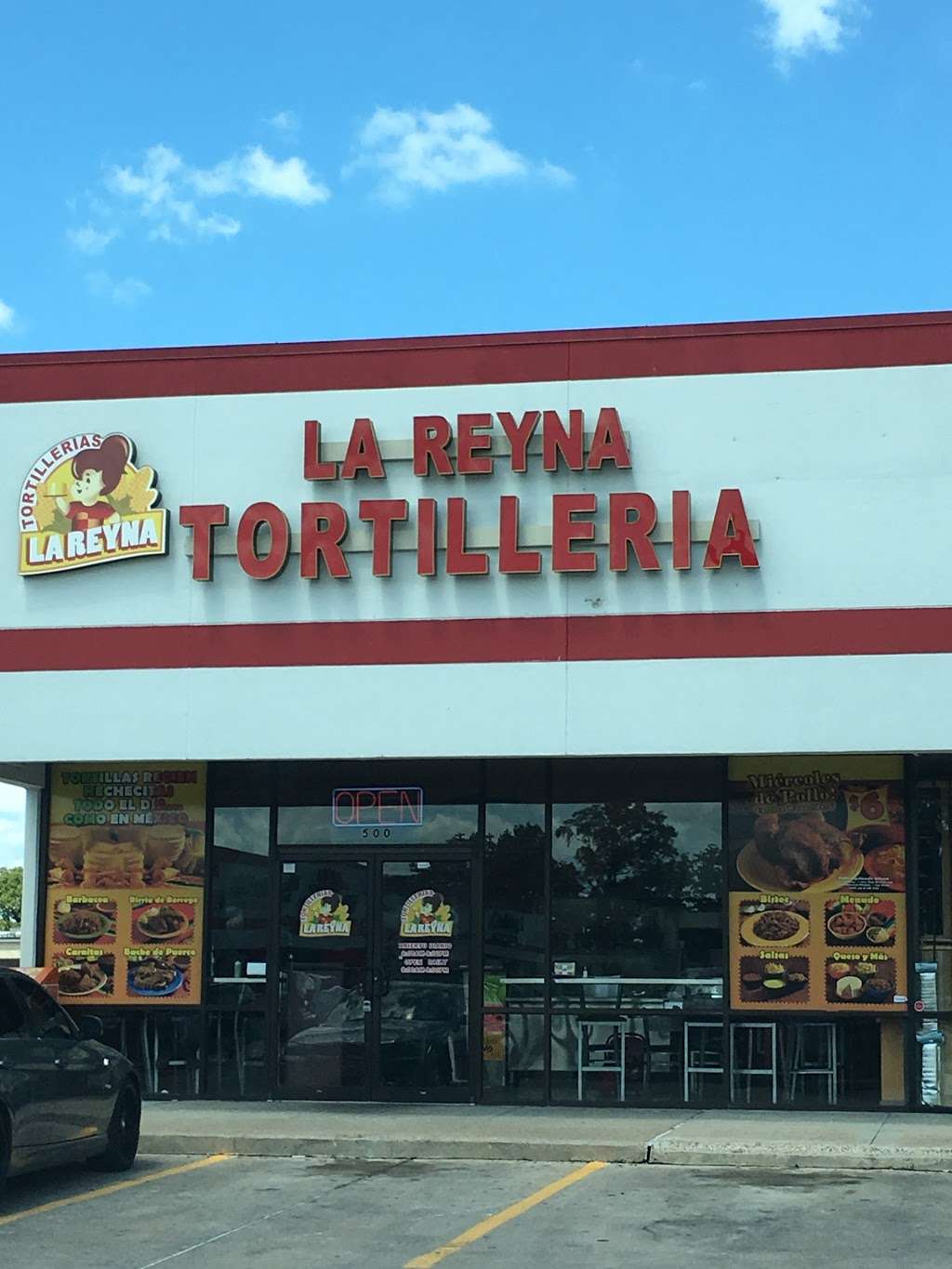 Tortilleria La Reyna #7 | 910 S Wayside Dr #500, Houston, TX 77023, USA | Phone: (832) 767-2358