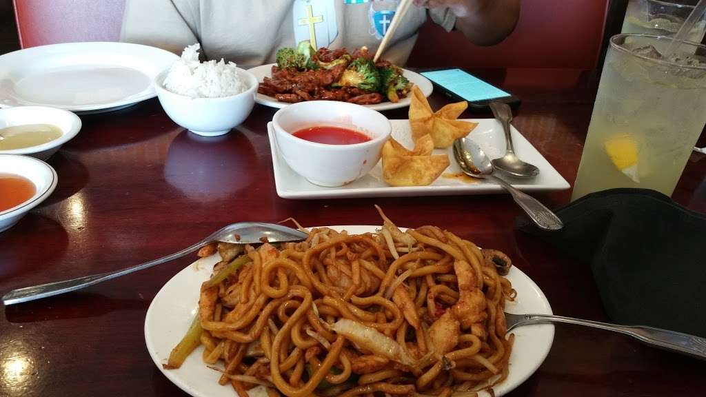 House of Hunan | 2311 Forest Dr, Annapolis, MD 21401 | Phone: (410) 266-1680
