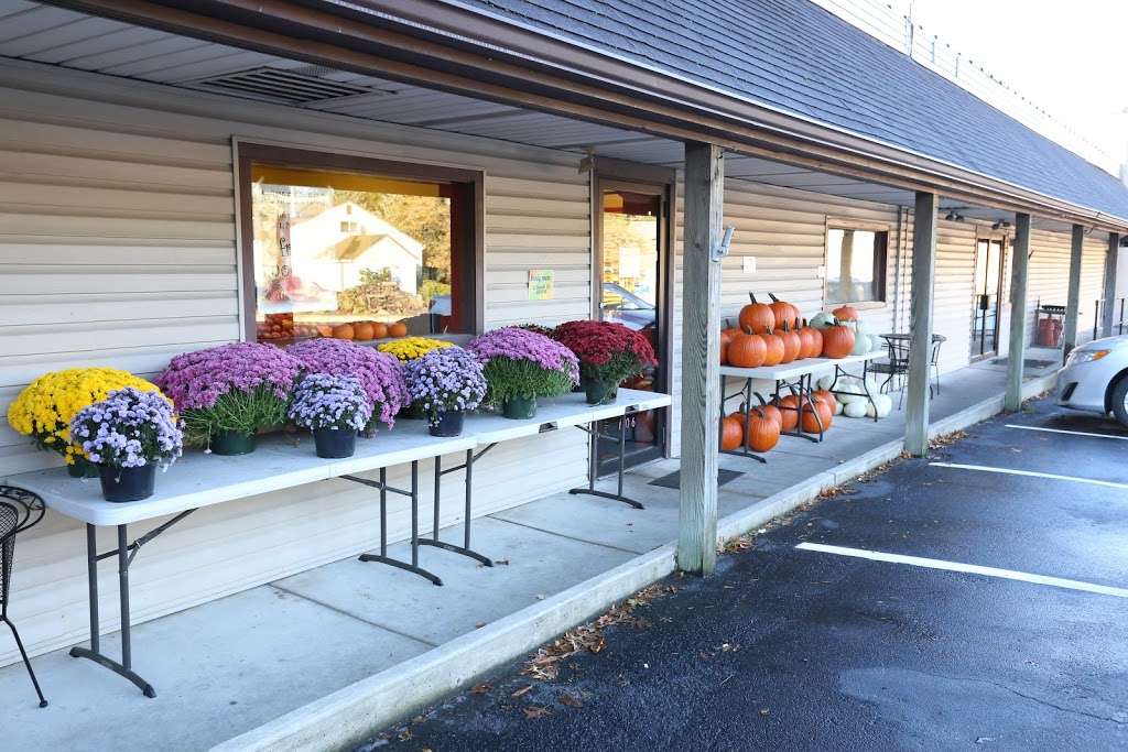 The Produce Place | 606 E Cypress St, Kennett Square, PA 19348, USA | Phone: (610) 444-3808