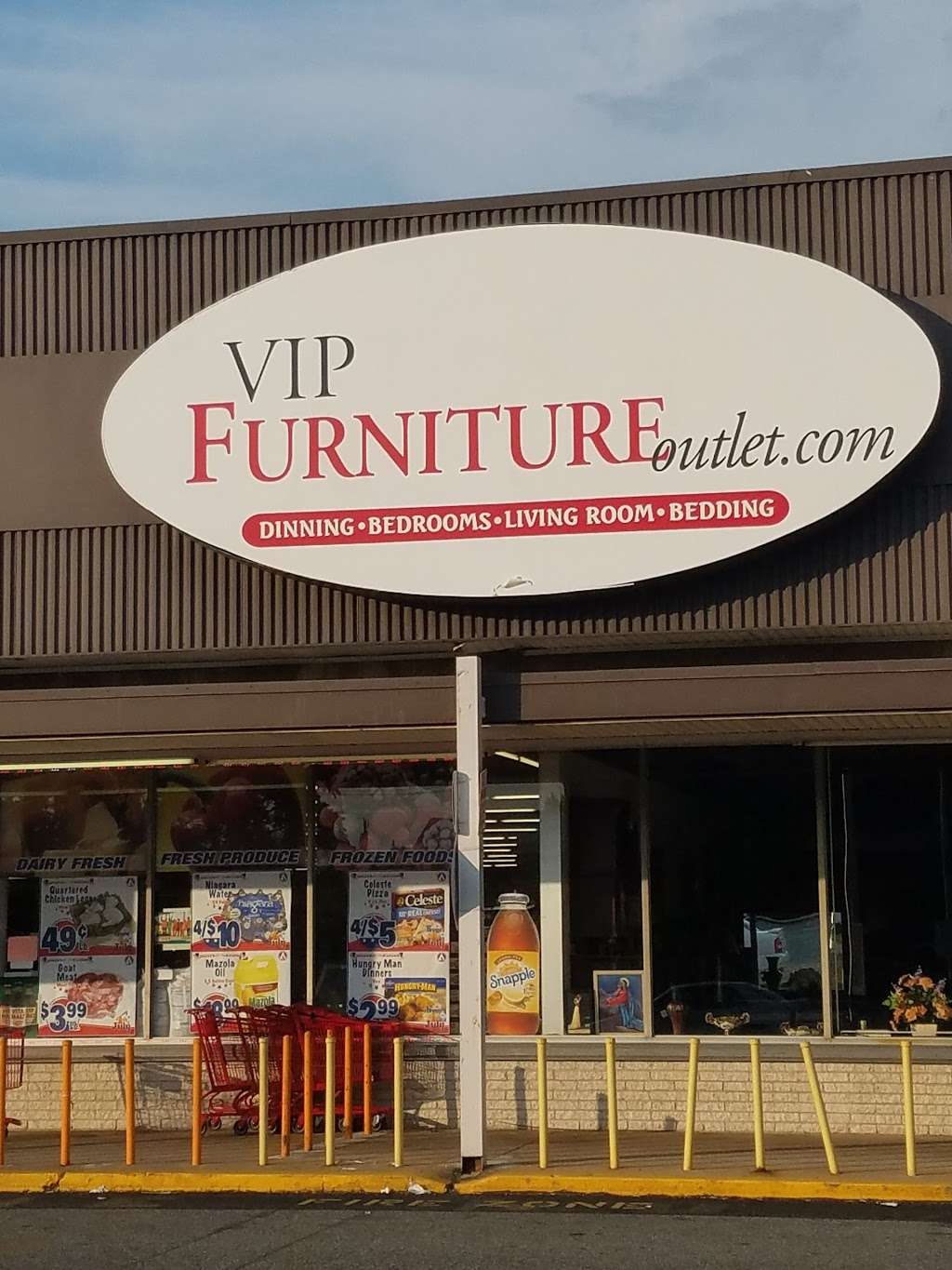 VIP Furniture Outlet | 125 Chester Ave, Yeadon, PA 19050, USA | Phone: (610) 259-2156