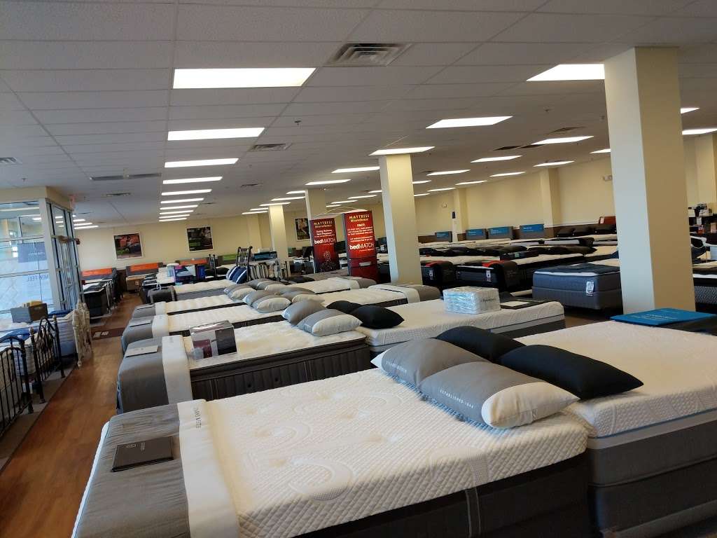 Mattress Warehouse of Shrewsbury - Highlands | 96 Sofia Drive Suite 107, Shrewsbury, PA 17361, USA | Phone: (717) 235-8700