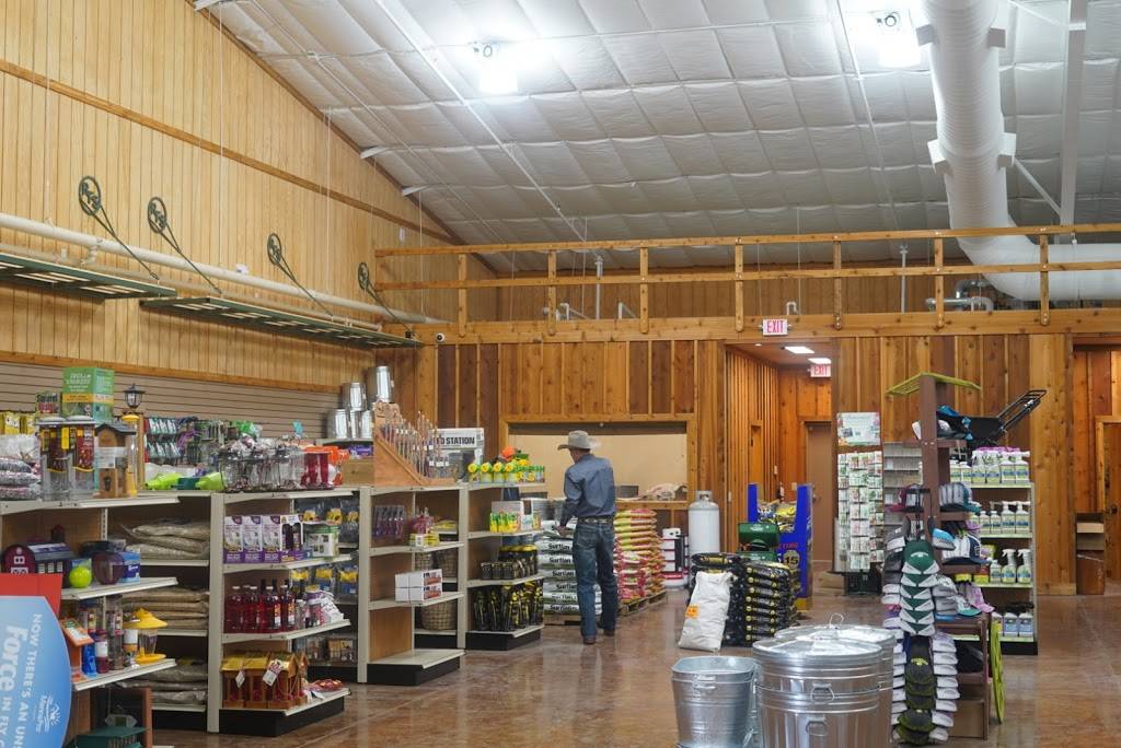 Russell Feed & Supply | 10600 Camp Bowie W Blvd, Fort Worth, TX 76116, USA | Phone: (817) 244-3830
