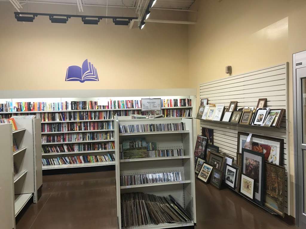 Second Editions (Goodwill Outlet) | 5301 Wilkinson Blvd, Charlotte, NC 28208 | Phone: (704) 394-6017