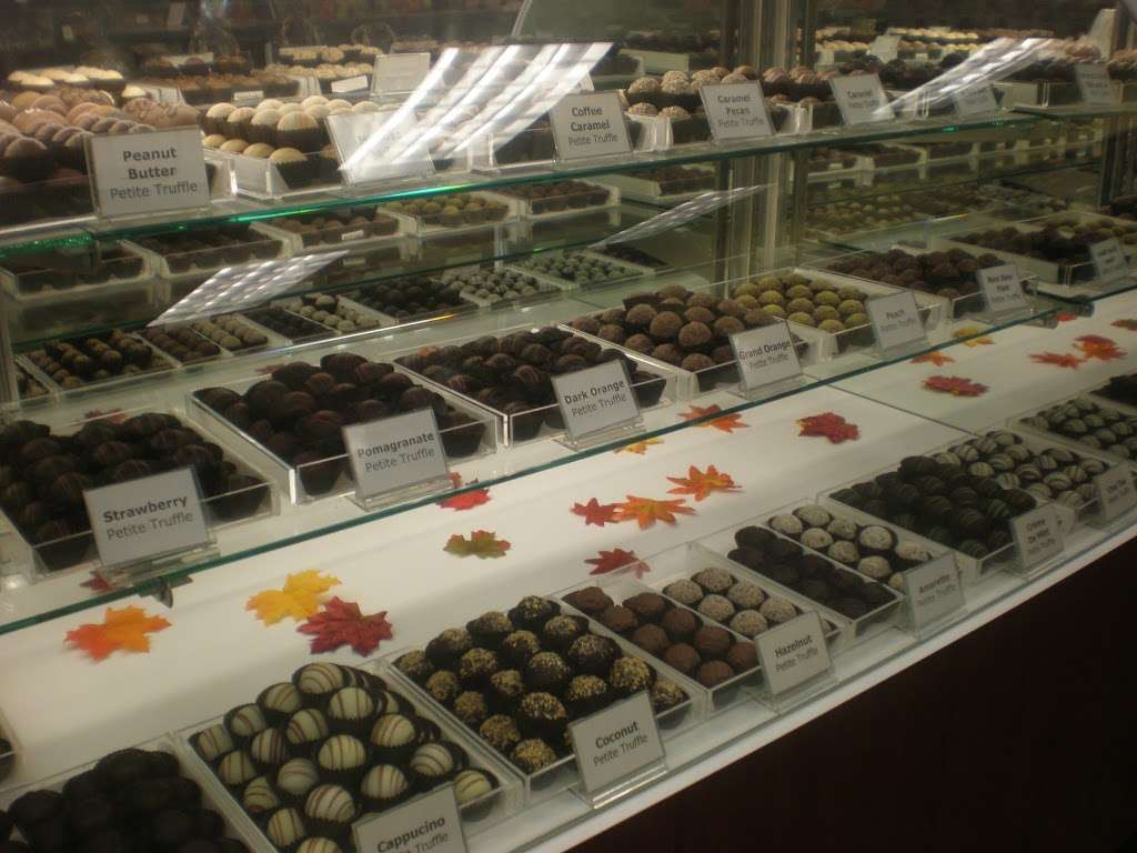 Green Mountain Chocolate - Franklin | 835 W Central St # 1, Franklin, MA 02038 | Phone: (508) 520-7160