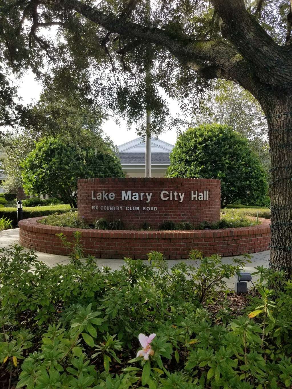 City of Lake Mary City Hall | 100 N Country Club Rd, Lake Mary, FL 32746, USA | Phone: (407) 585-1400