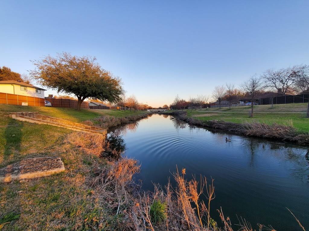 Duck Creek Linear Park | 300 Ponderosa Dr, Richardson, TX 75081, USA | Phone: (972) 744-4300