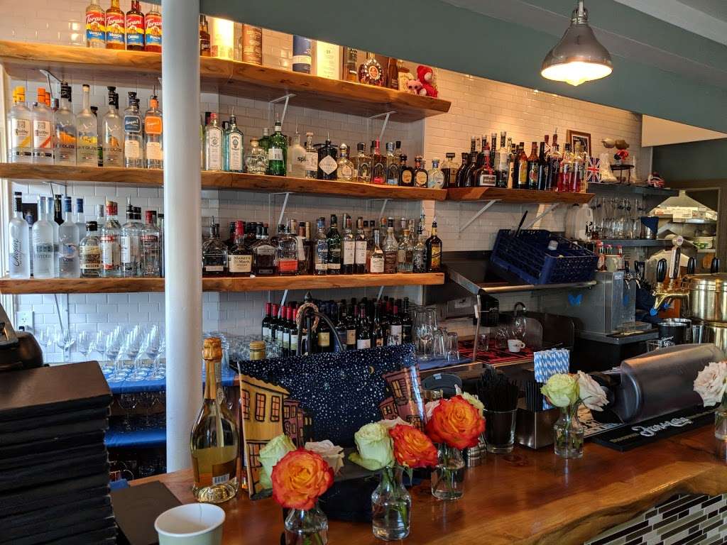 Luna Blu | 35 Main St, Tiburon, CA 94920, USA | Phone: (415) 789-5844