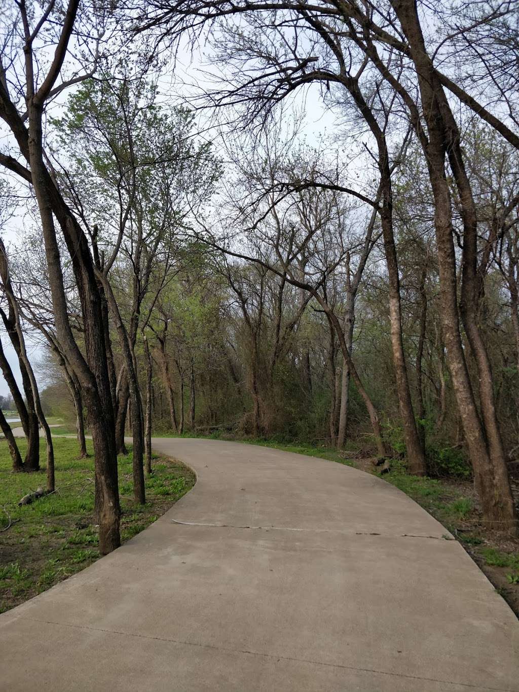 Spring Trail Park | Riverside Dr, Dallas, TX 75229, USA | Phone: (972) 721-2600