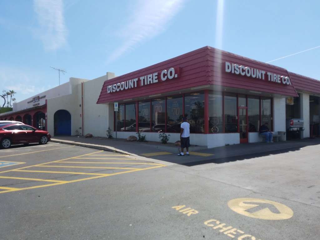 Discount Tire | 7231 W Indian School Rd, Phoenix, AZ 85033, USA | Phone: (623) 846-3809