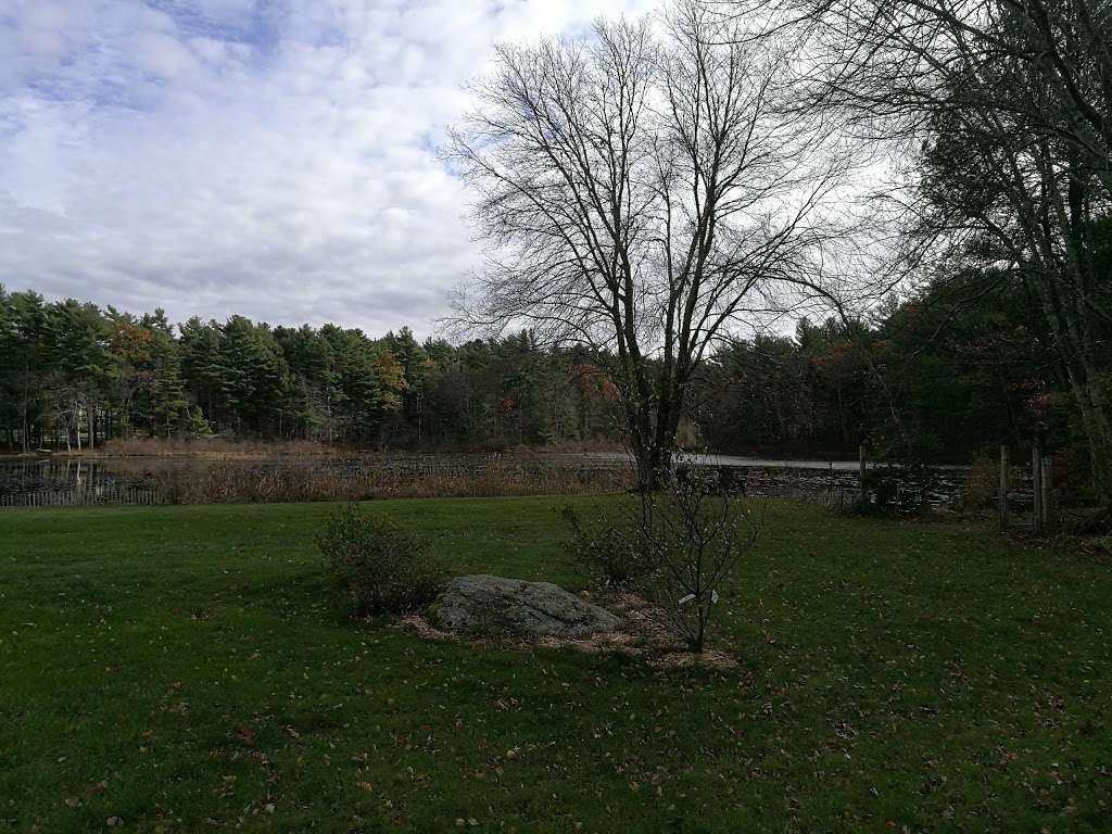 On Cranberry Pond Bed & Breakfast | 43 Fuller St, Middleborough, MA 02346, USA | Phone: (508) 946-0768