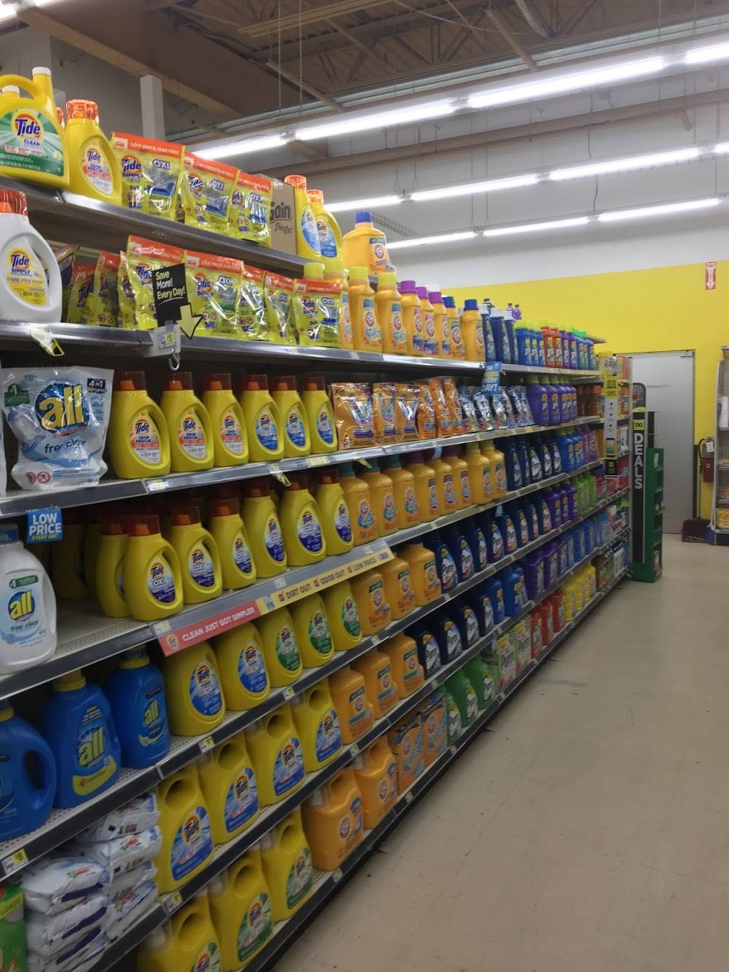 Dollar General | 505 W Broadway Ave, Minneapolis, MN 55411 | Phone: (612) 492-1940