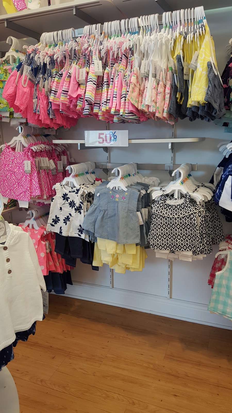 Carter's 9171 Roosevelt Blvd Ste 6, Philadelphia, PA 19114, USA