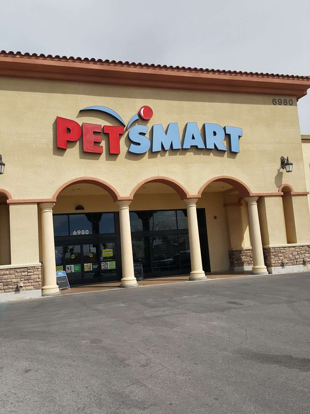 PetSmart | 6980 N 5th St, North Las Vegas, NV 89084, USA | Phone: (702) 399-0508