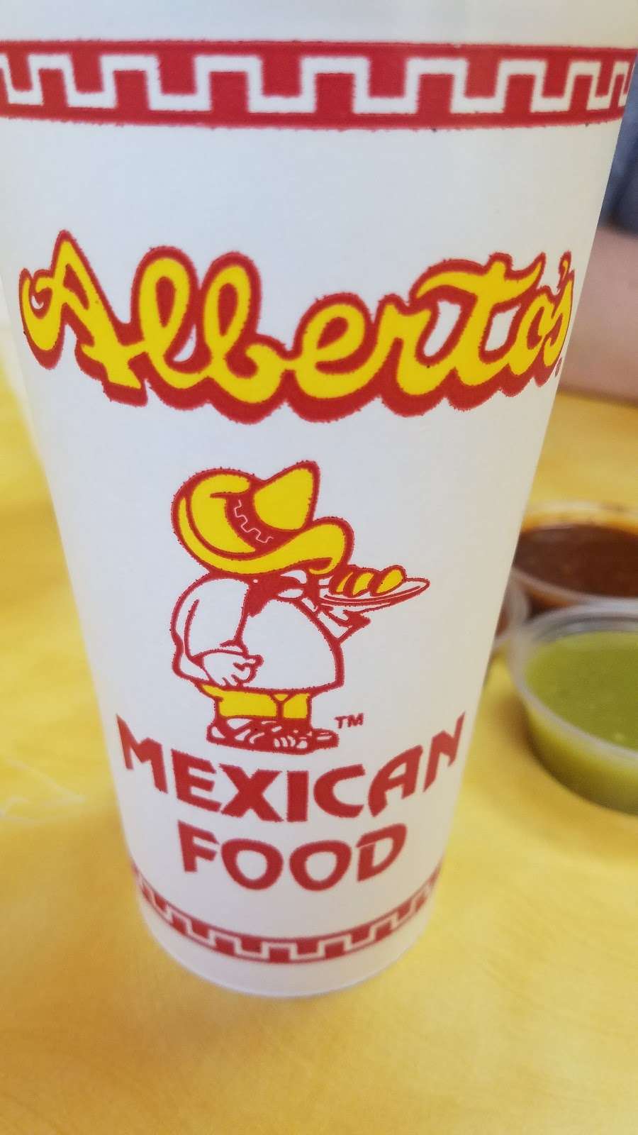 Albertos Mexican Food | 6152, 4645 Frazee Rd, Oceanside, CA 92057, USA | Phone: (760) 757-6500