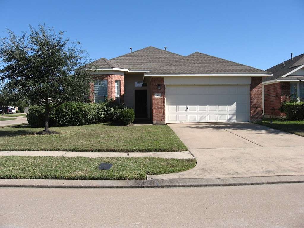 Spring Realty | 8101 Cypresswood Dr, Spring, TX 77379, USA | Phone: (281) 380-5589