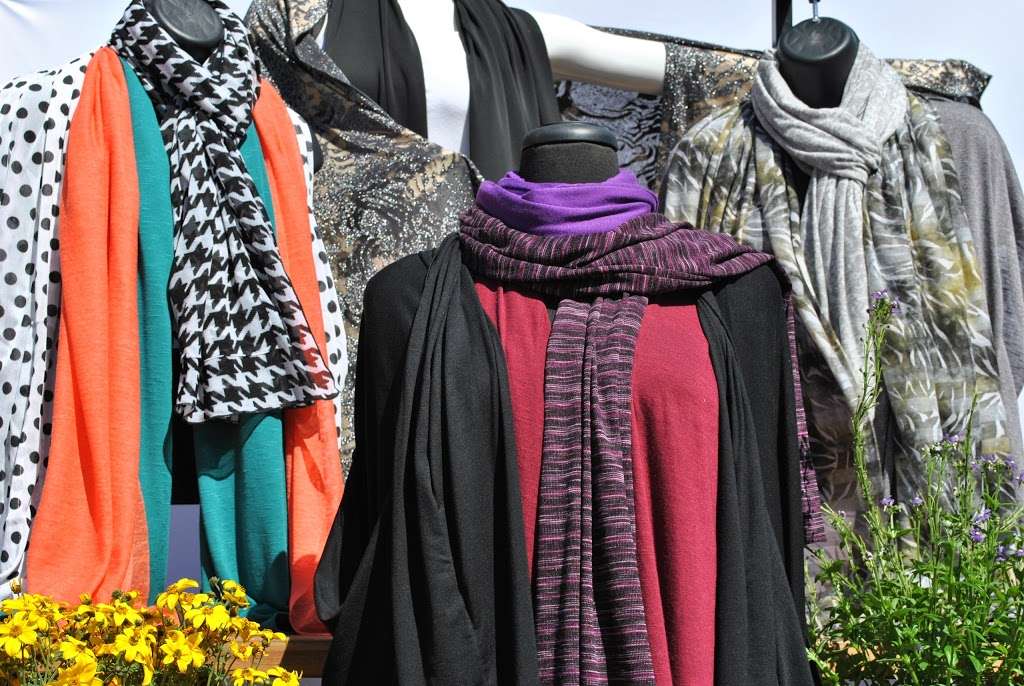 SCARFFIE International | 32035 Corte Bacarro, Temecula, CA 92592, USA | Phone: (951) 259-2510