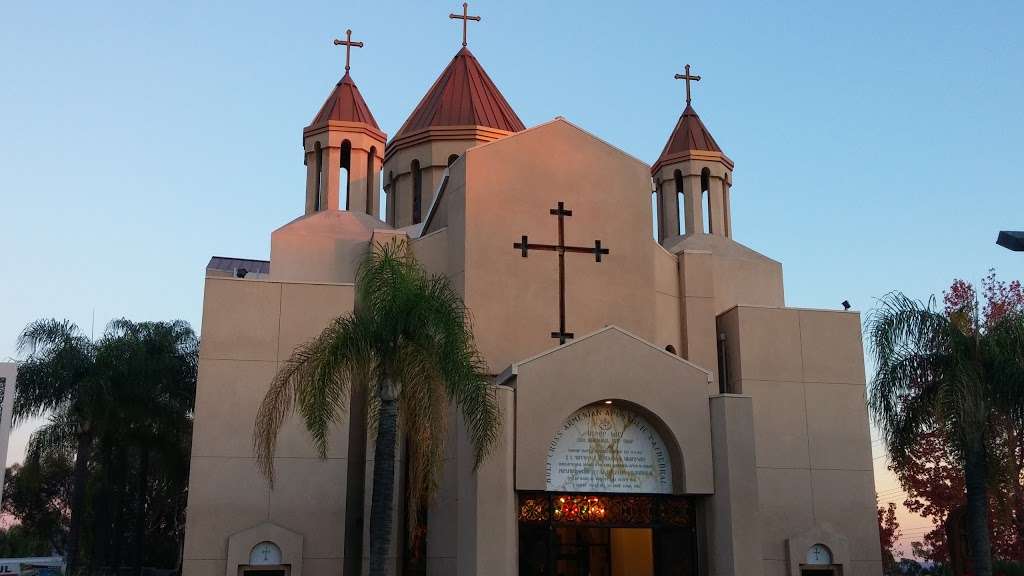 Holly Cross Armenian Apostolic Cathedral | 900 Lincoln Ave., Montebello, CA 90640, USA | Phone: (323) 727-1113