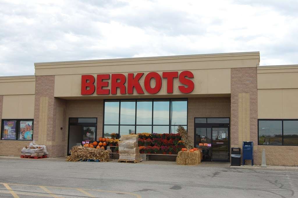 Berkots Super Foods | 159 Stirling Pl, Momence, IL 60954 | Phone: (815) 472-2669