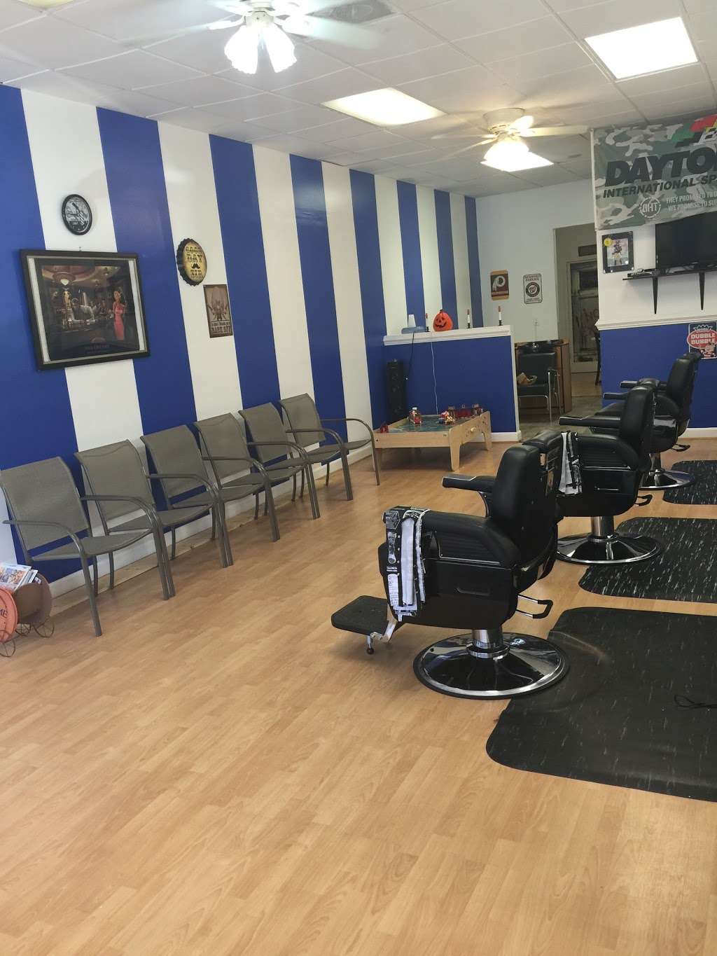 MJs Barber Shop | 10063 Kings Hwy, King George, VA 22485 | Phone: (540) 775-2318