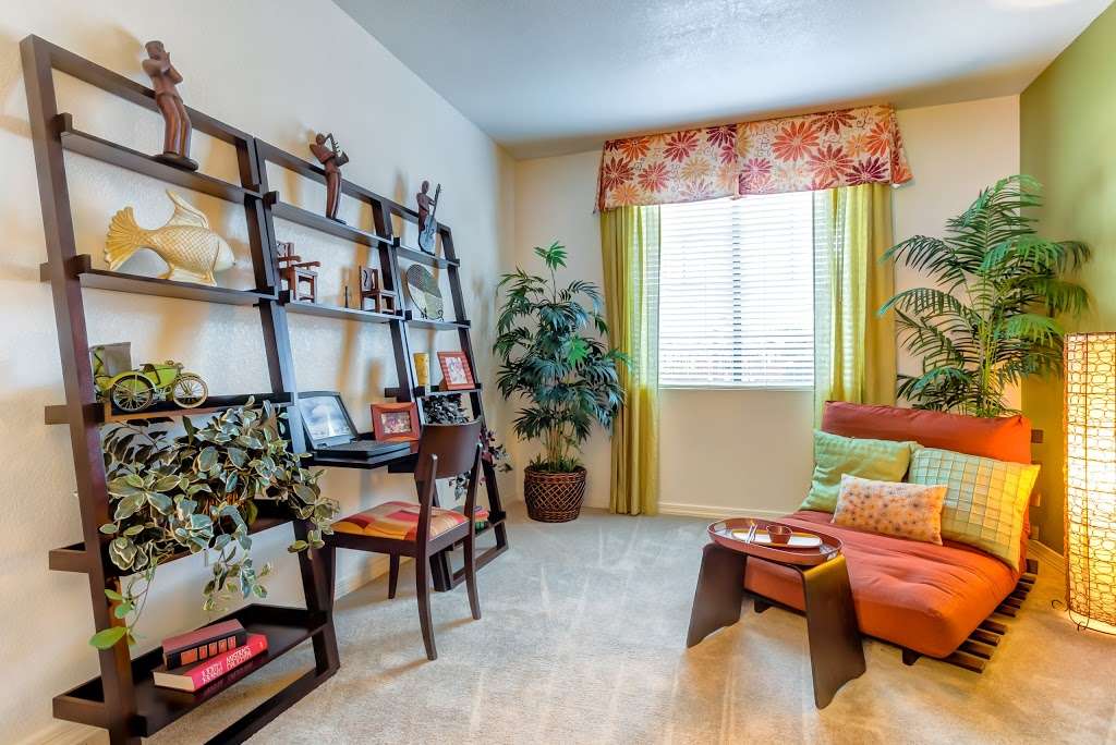 Metro at Zanjero Apartments | 9450 W Cabela Dr, Glendale, AZ 85305 | Phone: (623) 266-1802