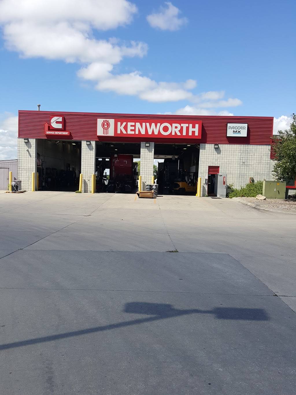 MHC Kenworth - Lincoln | 201 SW 27th St, Lincoln, NE 68522, USA | Phone: (855) 273-0898