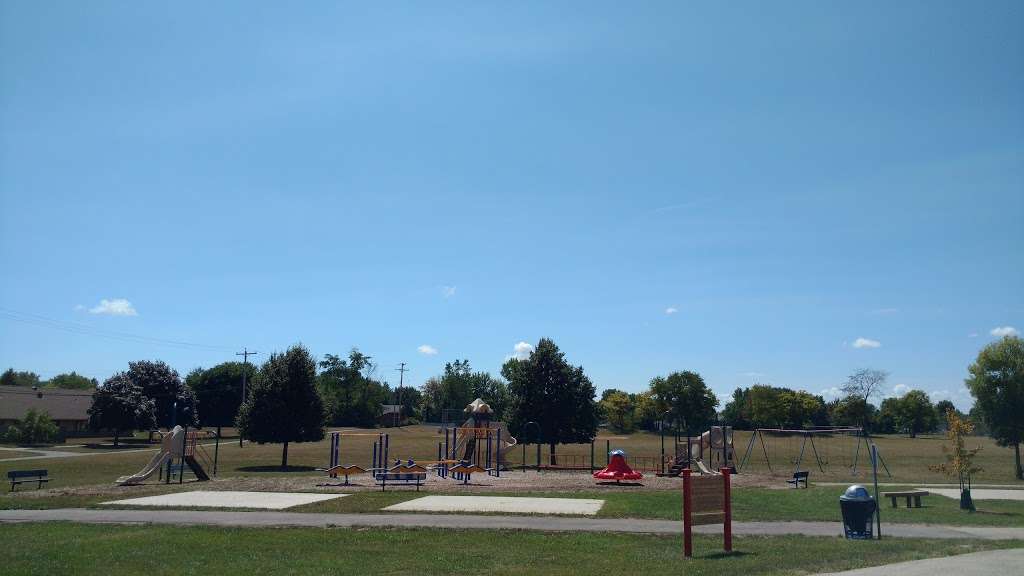 Meadowview Park | 10420 S McGraw Dr, Oak Creek, WI 53154, USA | Phone: (414) 768-6515