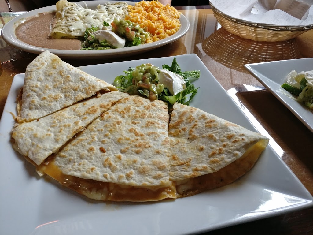 Jalapa Mexican Grill | 929 Main St, Millis, MA 02054 | Phone: (508) 376-0101