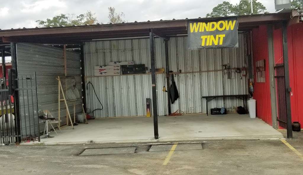 4 season window tint | 3362 US-59 S, Cleveland, TX 77327, USA