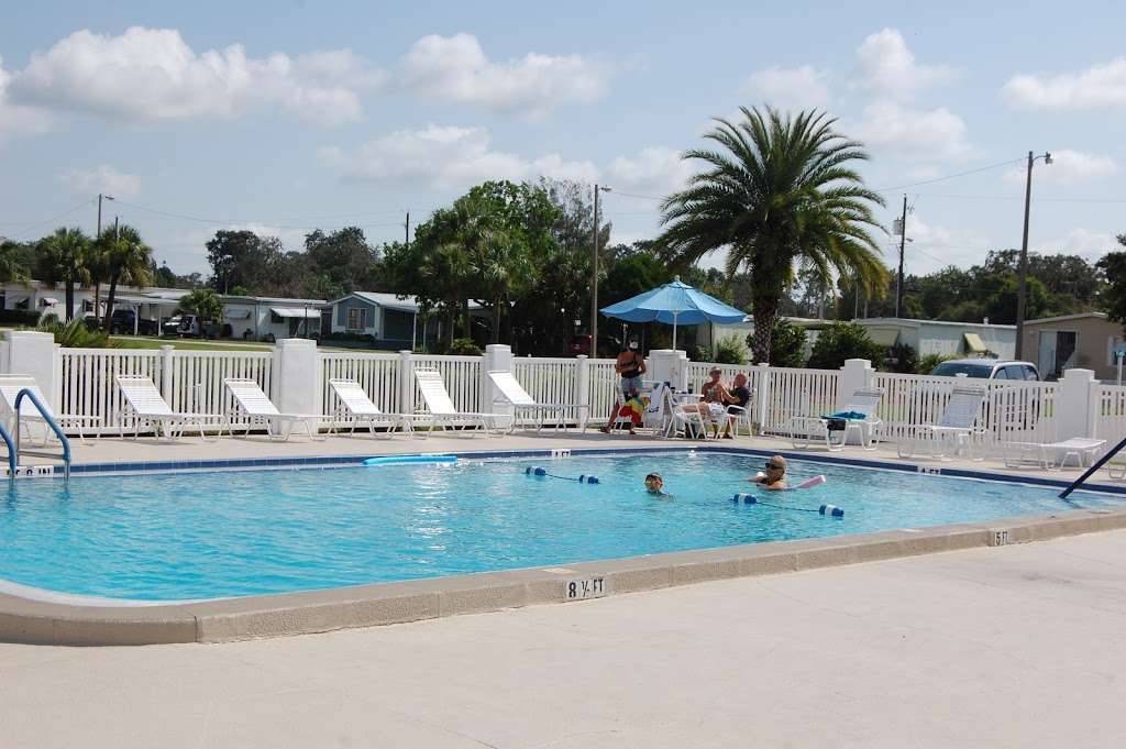 Winter Haven MHC | 50 Lake Charlotte Dr W, Winter Haven, FL 33880 | Phone: (863) 293-3619