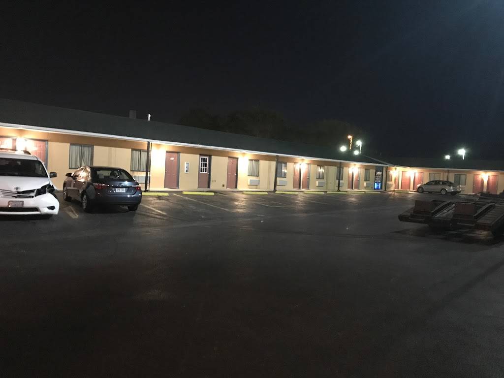 Western Holiday Motel | 8925 W Kellogg Dr, Wichita, KS 67209, USA | Phone: (316) 722-4241