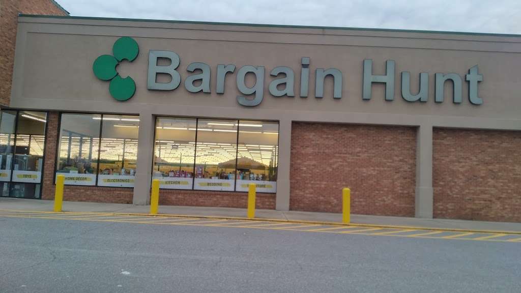 Bargain Hunt | 2449 N Center St, Hickory, NC 28601, USA | Phone: (828) 324-0079