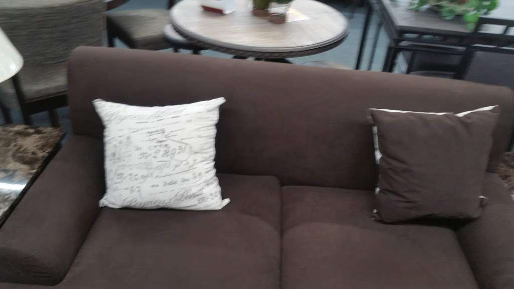 Quality Furniture | 2728 Palmer Hwy, Texas City, TX 77590, USA | Phone: (409) 943-4664