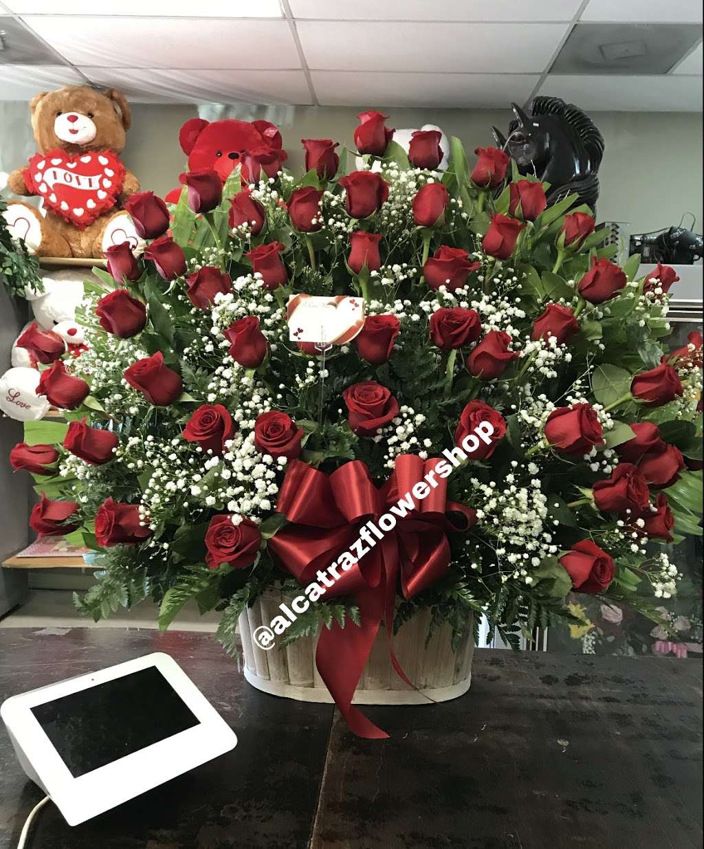 Alcatraz Flower Shop #2 | 12850 Aldine Westfield Rd #100, Houston, TX 77039 | Phone: (832) 230-3276